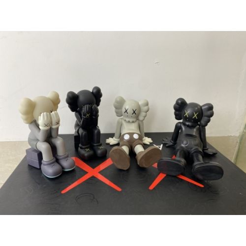 KAWS Companion Action Figures Toys Pen Holder Decoration Display Gifts Kids Boys PJ00038