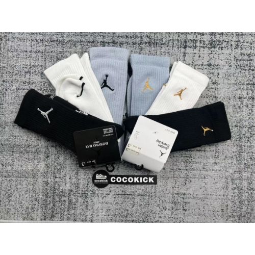 Air Jordan Stockings Combo Pack （Three pairs）GF0612-02